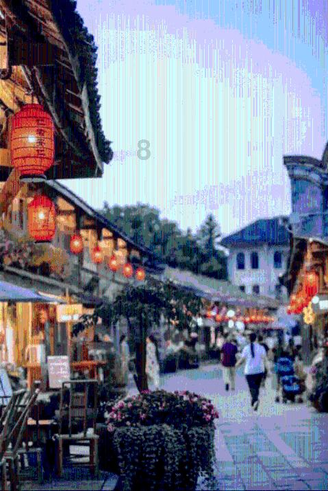 哈尔滨小哥在冰雪大世界，免费送灵龙小冰雕